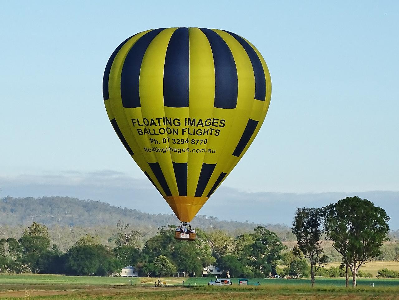 1A. Greater Brisbane Scenic Hot Air Balloon Flight Package - 1 Hour Flight, Breakfast & Self Drive