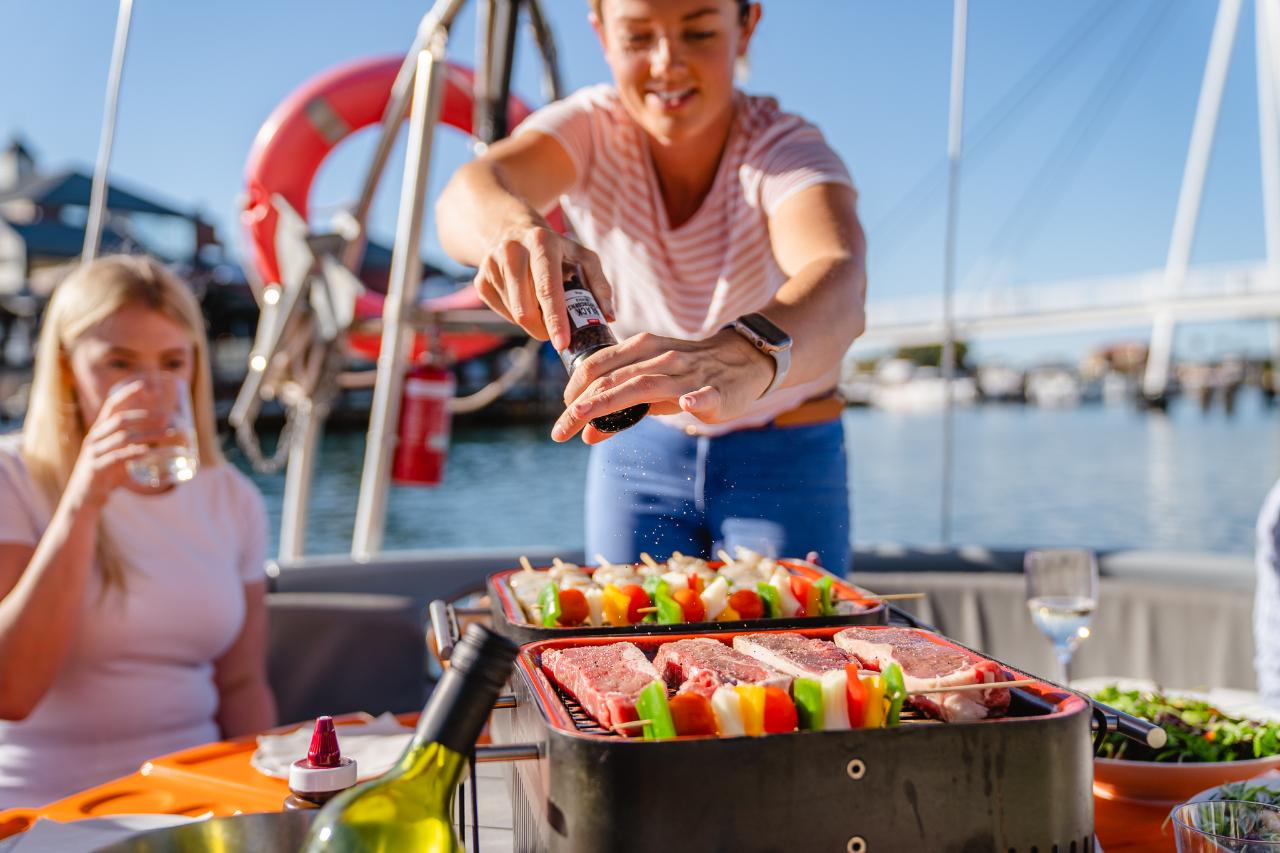 1.5-Hour Self-Drive Bbq Boat Hire - Group Of 1 To 6 People - Mandurah