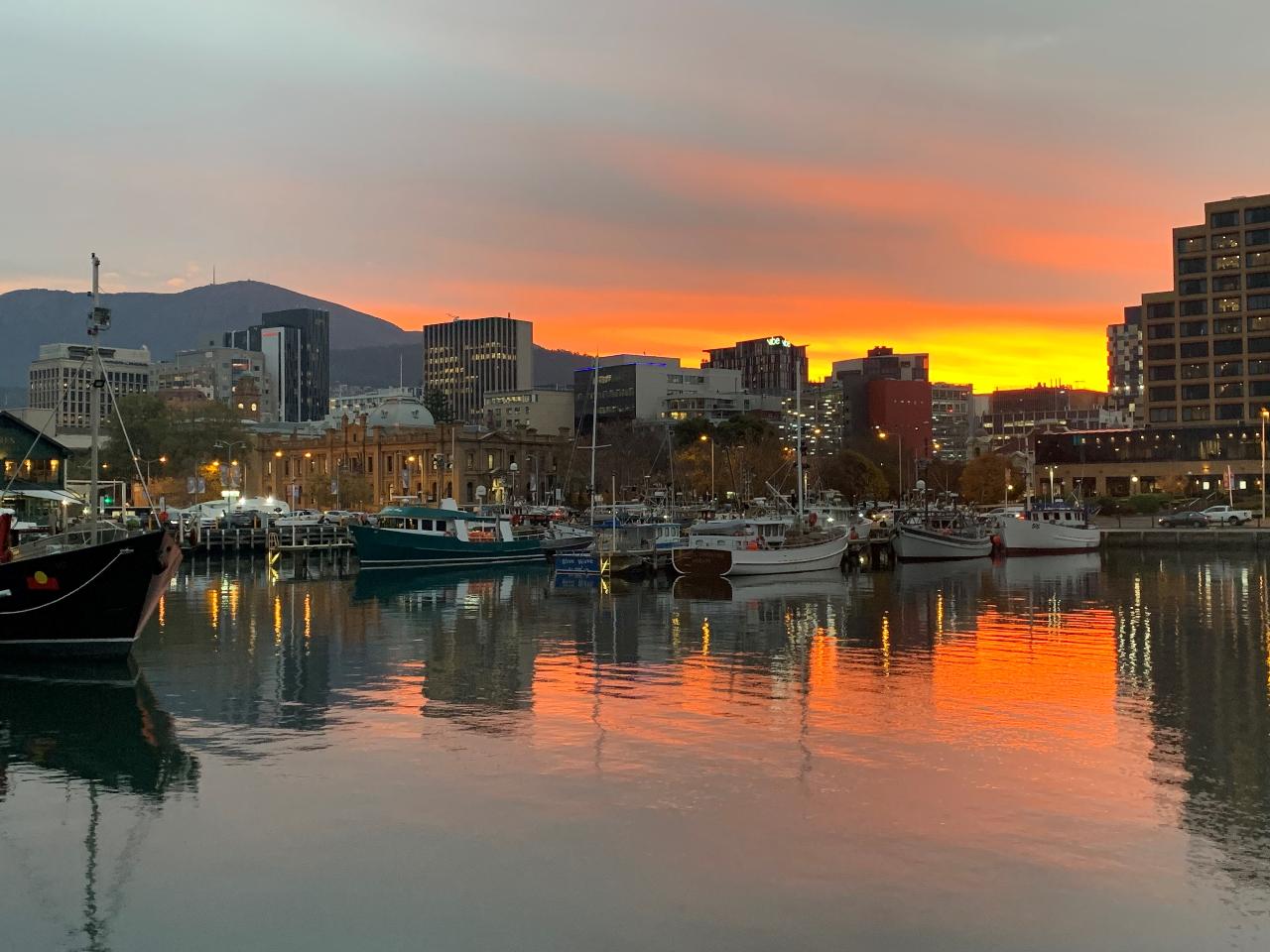 6D5N Tasmania Unveiled: Discovering Icons And Hidden Gems