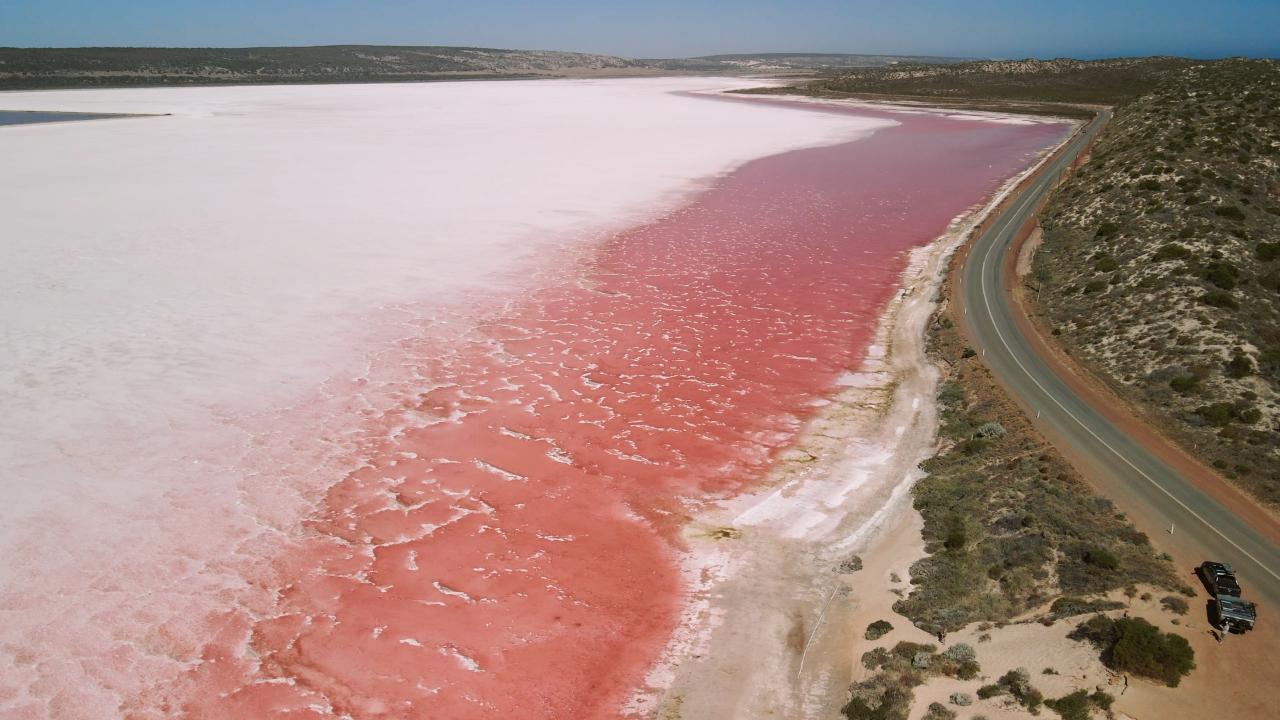 Pink Lakes And Abrolhos Scenic Flyover Tour