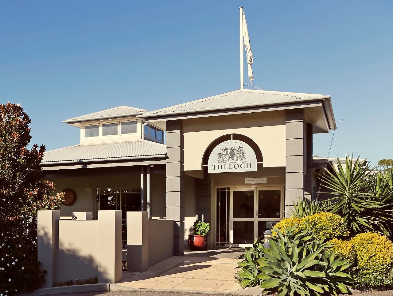 Tulloch Wines - Wine Tasting Paired With Local Handmade Chocolates