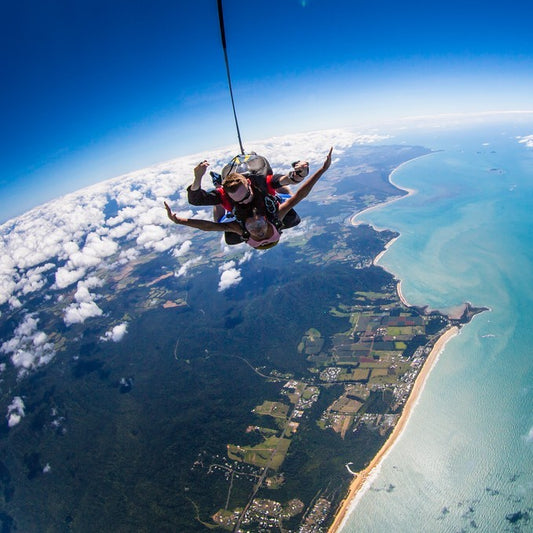 Weekend Mission Beach Skydive Up To 15.000Ft