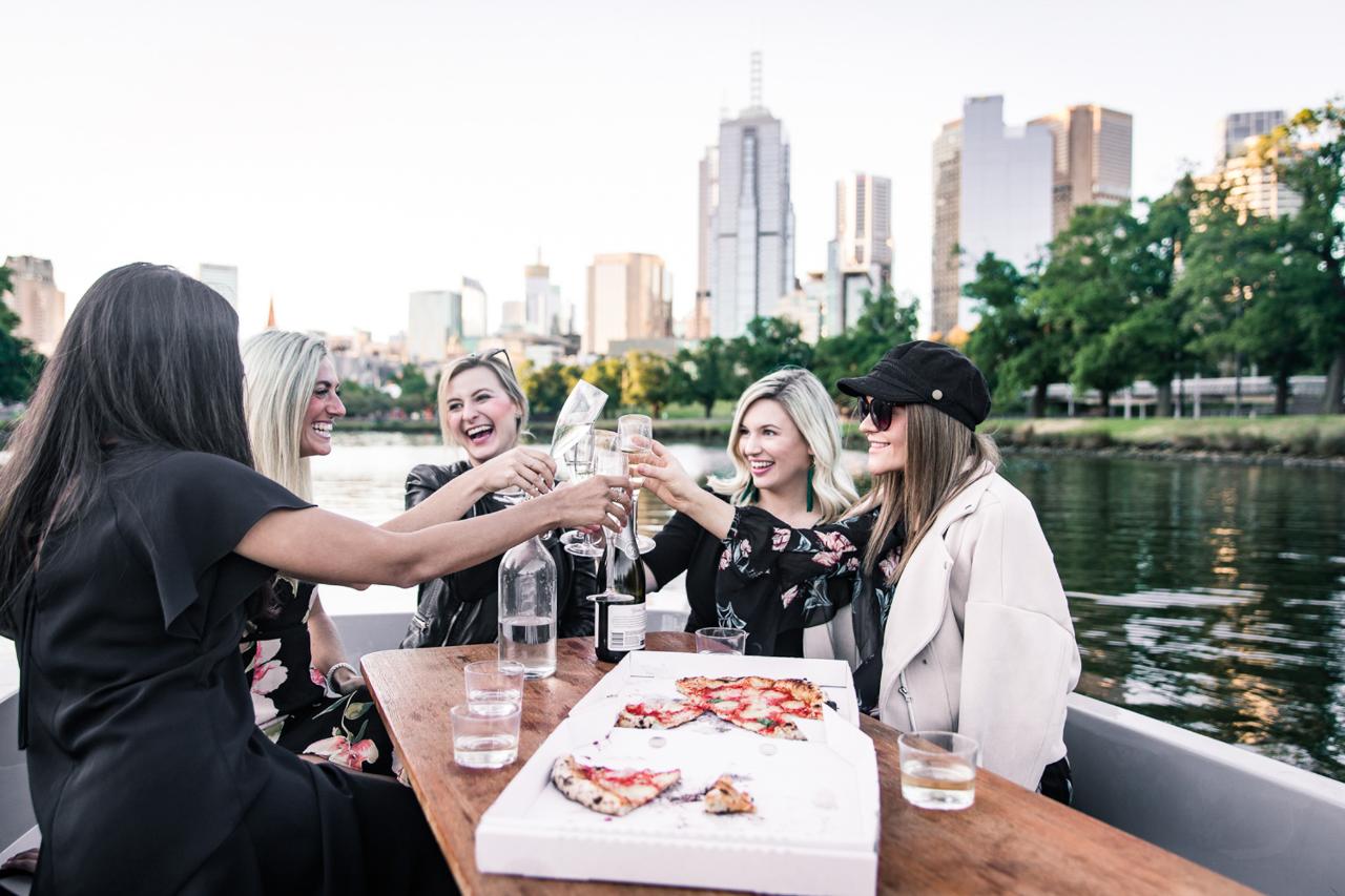 Goboat Melbourne - 1 Hour Electric Picnic Boat Hire (Up To 8 People)