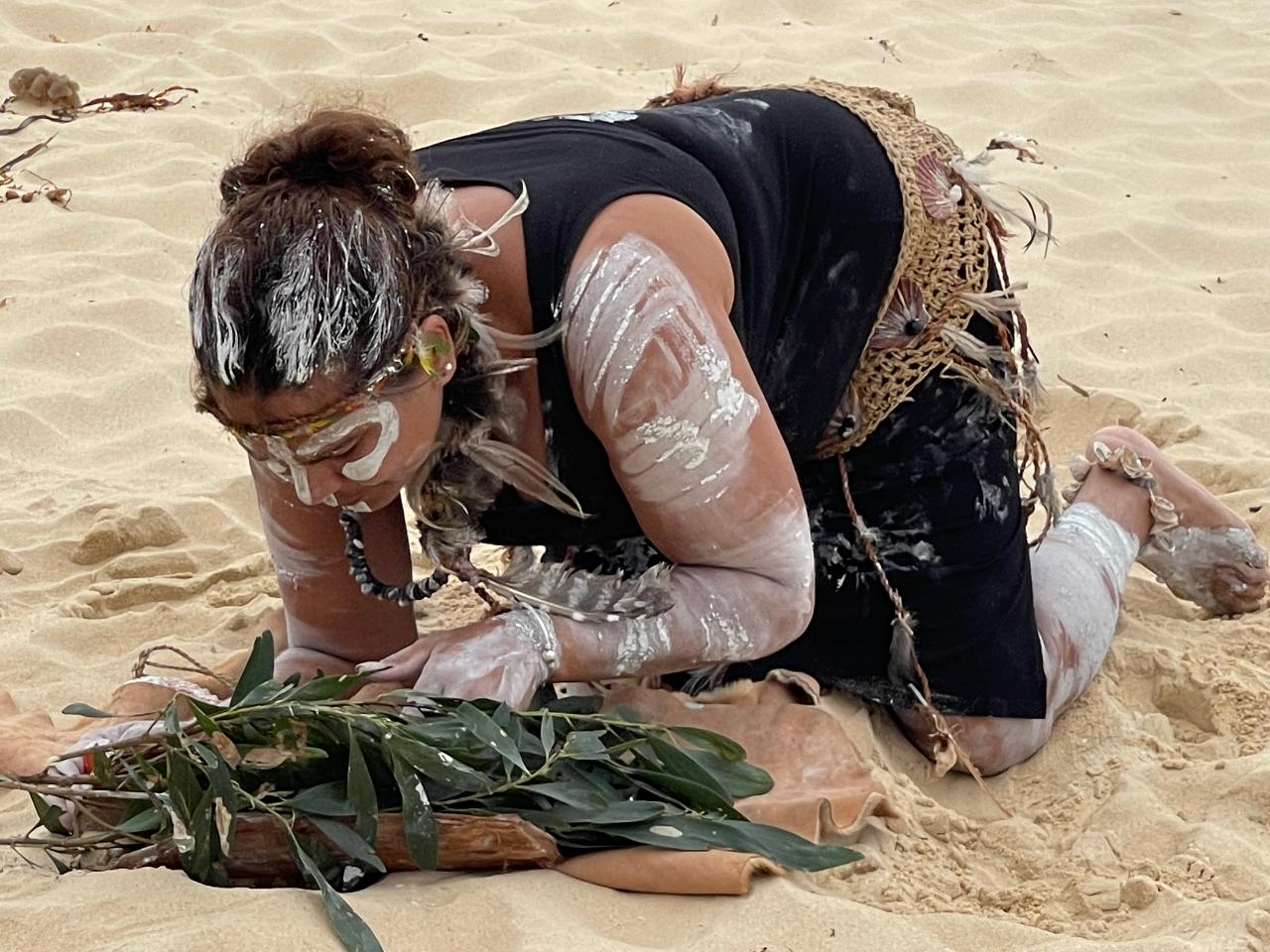 Mills Bay Cultural Tour With Sharon Mason Of Gnarl Cutural Tours