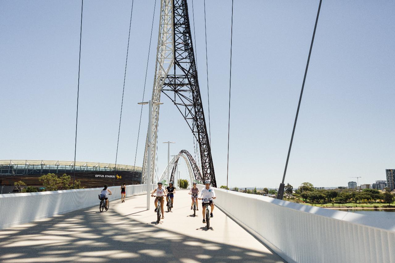 Majestic Foreshore And East Perth Bike Tour