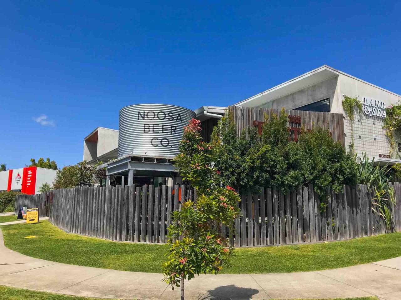 Secrets Of Noosa Tour With Oceanview Lunch, Nature And Noosa River Ferry
