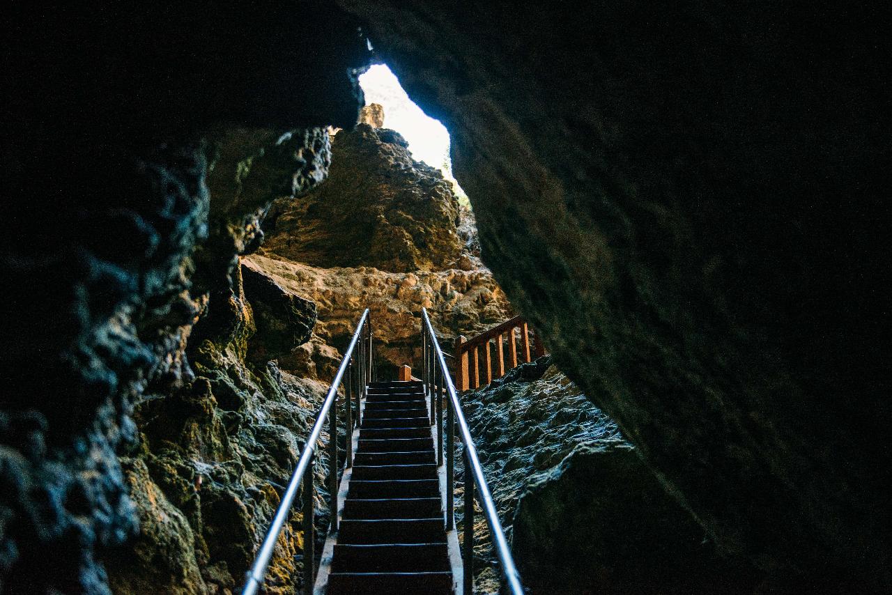 Lake Cave Fully Guided Tour