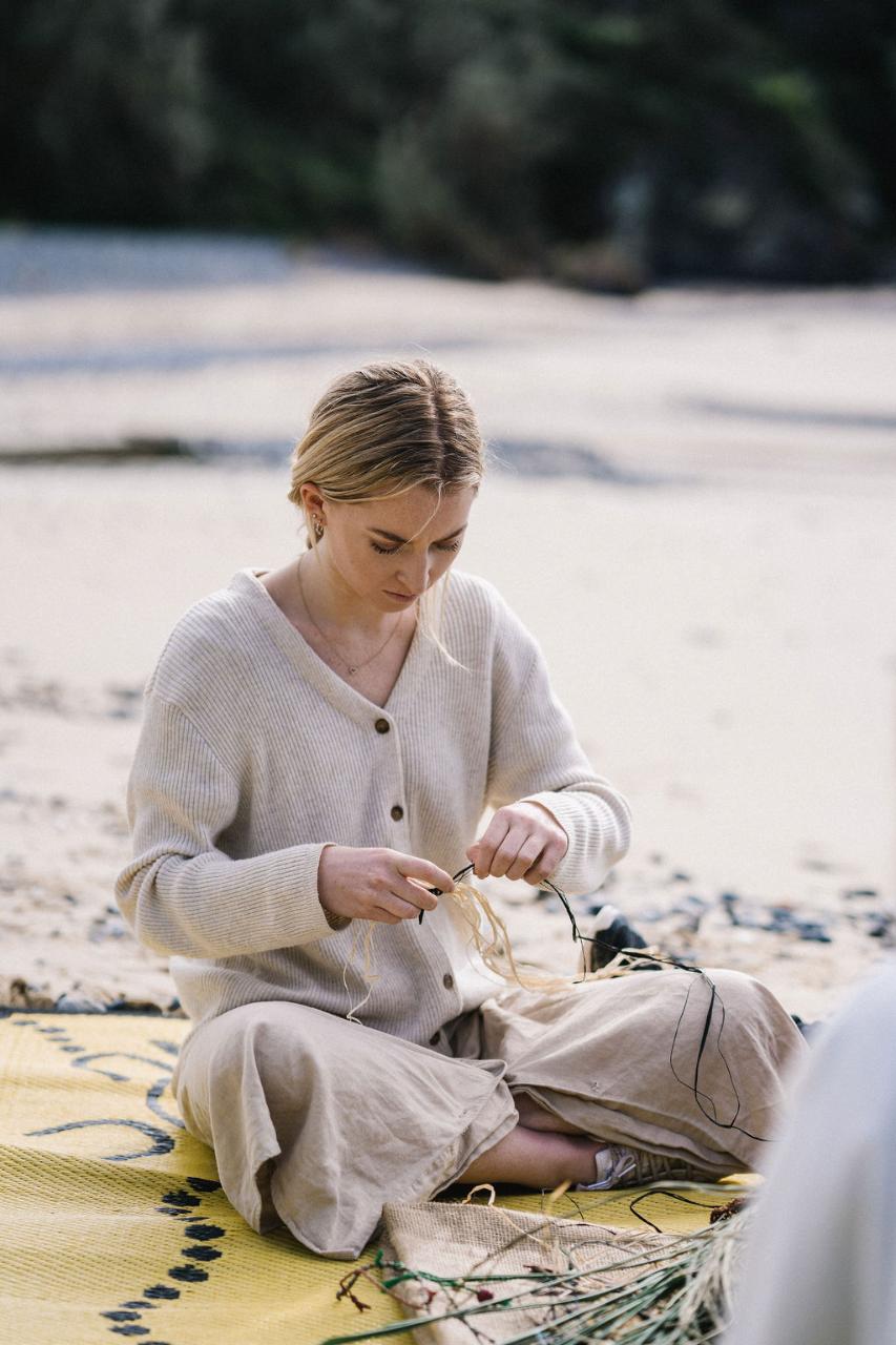 Basket Weaving Workshop At Mystery Bay With Deidre Martin From Bugiya Naway Buridja