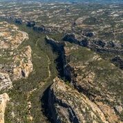 White Mountains National Park & Porcupine Gorge Scenic Flight